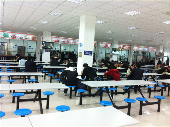 食堂承包讓企業(yè)輕裝上陣，提高競爭力